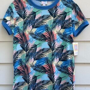 LuLaRoe Liv M medium tropical shirt (bundle & save)